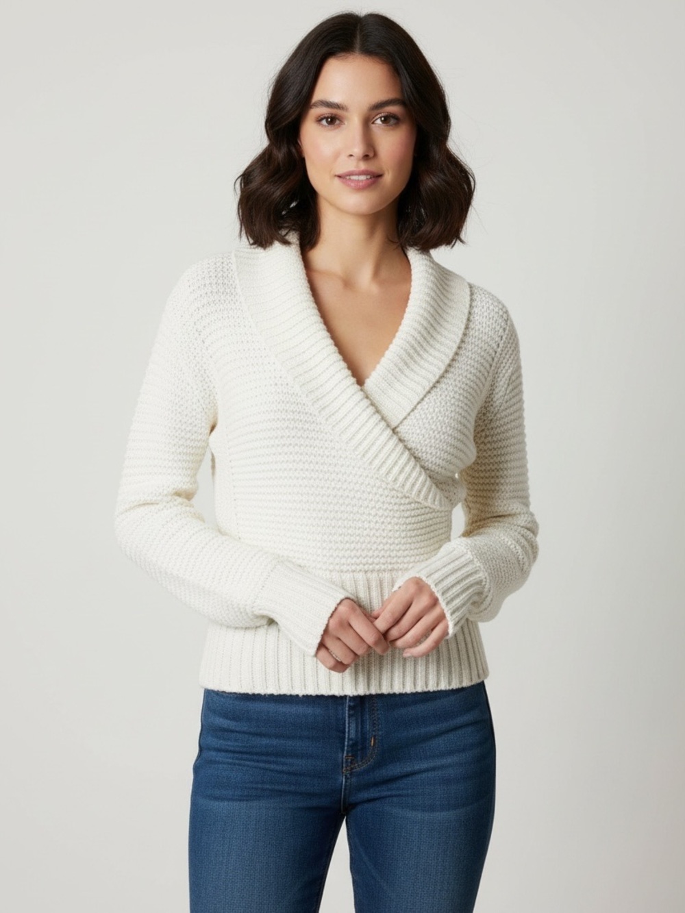 ✨ American Eagle Outfitters Cream V-Neck Shawl Collar Sweater Size Extra Small ✨